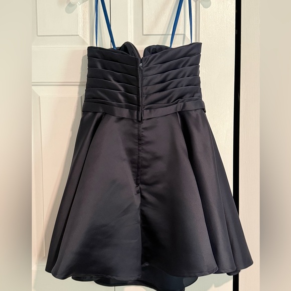 Chic Strapless Navy Blue  Dress w/ beaded belt - Picture 4 of 9